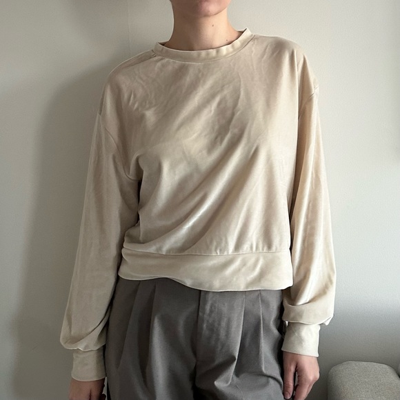 ZARA CREAM VELVET SWEATSHIRT - Picture 5 of 5